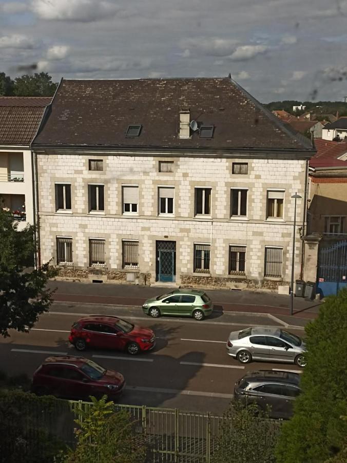 L'Emeraude 2 Chalons-en-Champagne Exterior photo